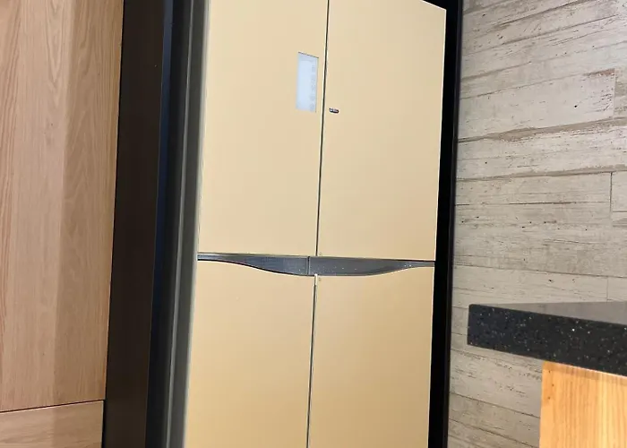 Апартаменты Korean Traditional Terrace House Paradise Shopping Center